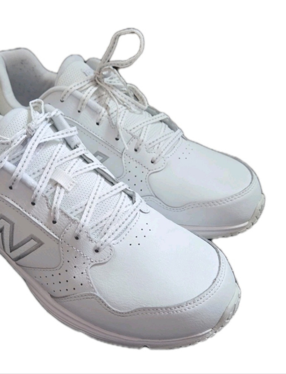 New Balance 411 White Wide Width Cross Trainer Sneakers Men's Sz 10.5 Wmns Sz 12 - Picture 2 of 13